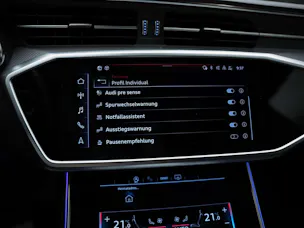 AUDI A6 Limousine 40 TDI Sport quattro S-tronic *ALL BLACK*21" Felgen*Voll Leder*