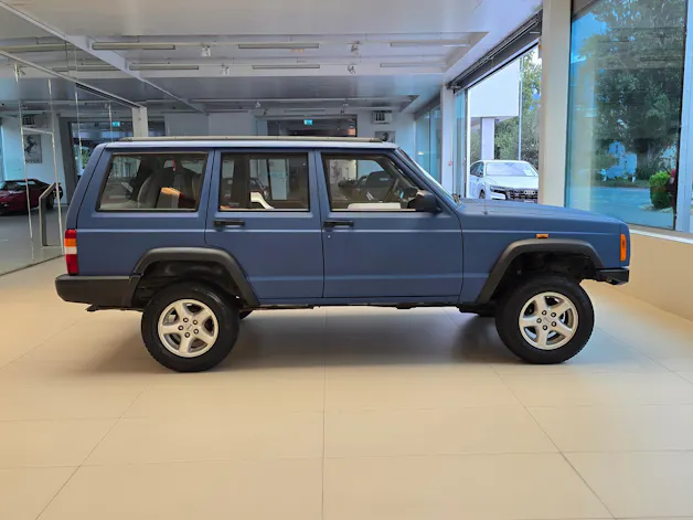 JEEP Cherokee 2.5 TD - MFK-a 01.2025