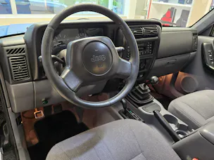 JEEP Cherokee 2.5 TD - MFK-a 01.2025
