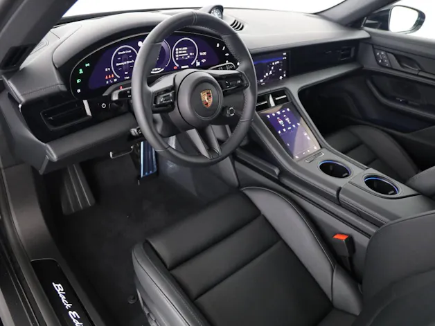 PORSCHE Taycan Sport Turismo Black Edition
