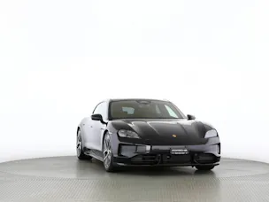 PORSCHE Taycan Sport Turismo Black Edition