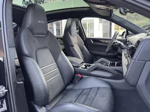 PORSCHE Cayenne GTS Coupé