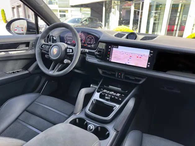 PORSCHE Cayenne GTS Coupé