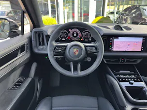 PORSCHE Cayenne GTS Coupé