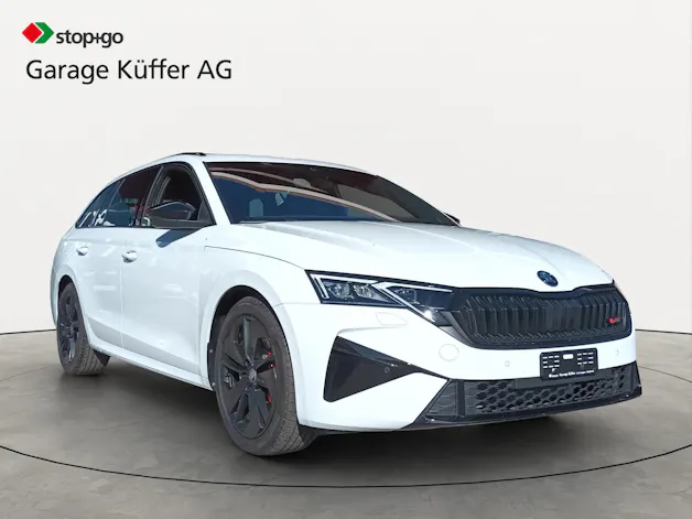 SKODA Octavia Combi 2.0 TSI DSG RS