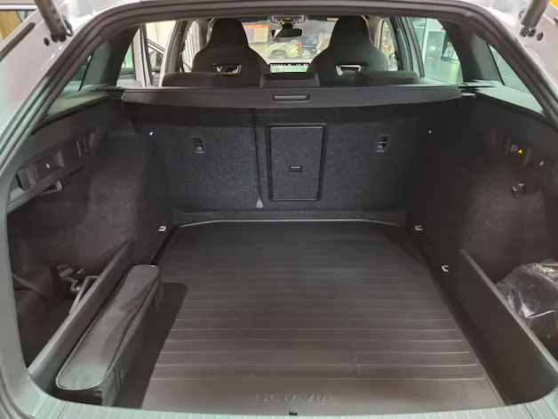 SKODA Octavia Combi 2.0 TSI DSG RS