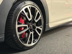 MINI Cooper John Cooper Works Steptronic