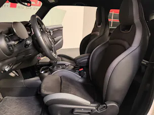 MINI Cooper John Cooper Works Steptronic