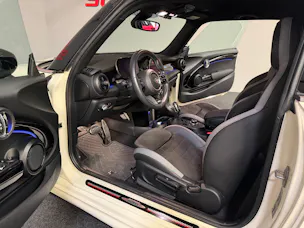 MINI Cooper John Cooper Works Steptronic