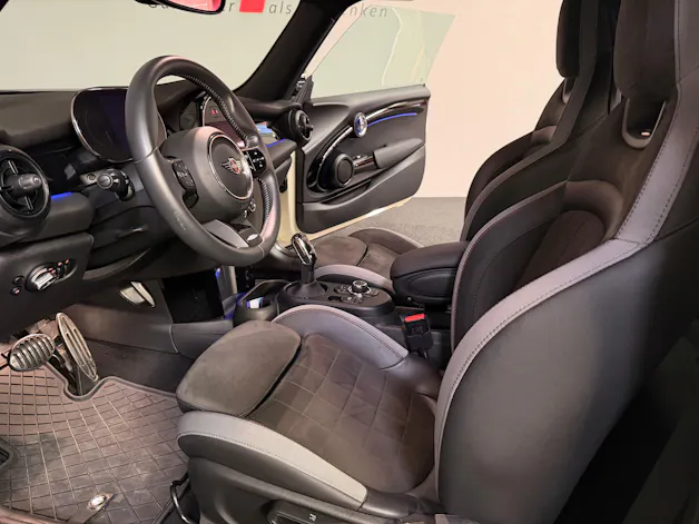 MINI Cooper John Cooper Works Steptronic