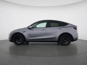 Tesla Model Y Long Range
