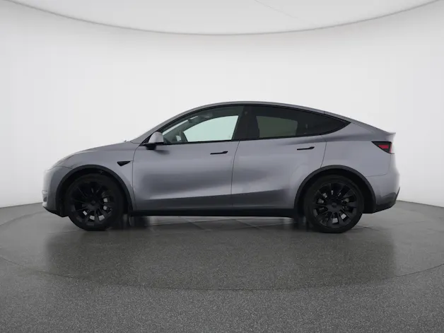 Tesla Model Y Long Range