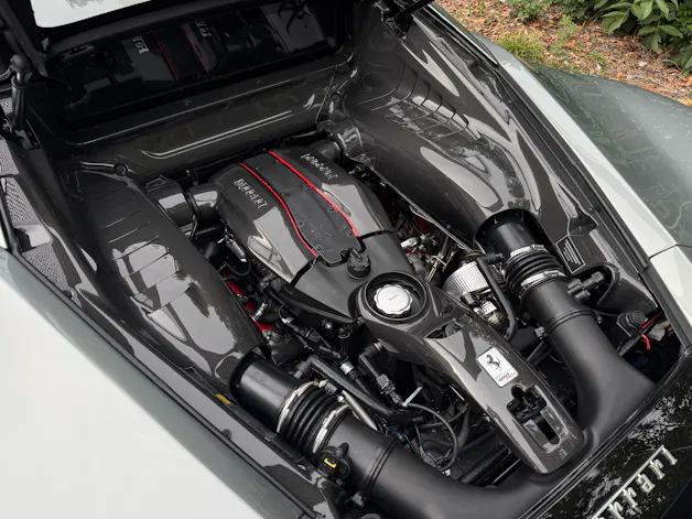 FERRARI 488 Pista 3.9 V8