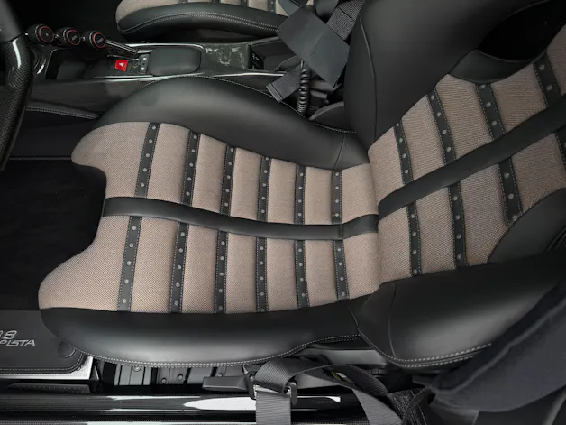 FERRARI 488 Pista 3.9 V8