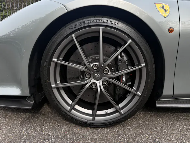 FERRARI 488 Pista 3.9 V8