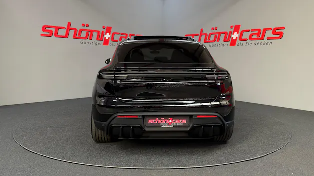 PORSCHE Macan 4 GTS 100kWh