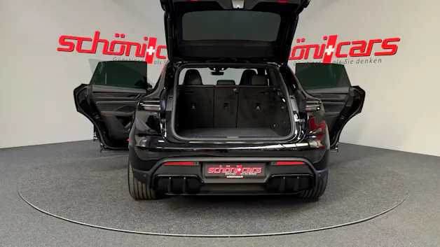 PORSCHE Macan 4 GTS 100kWh