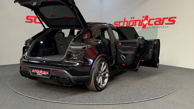 PORSCHE Macan 4 GTS 100kWh