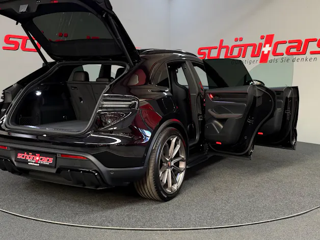 PORSCHE Macan 4 GTS 100kWh