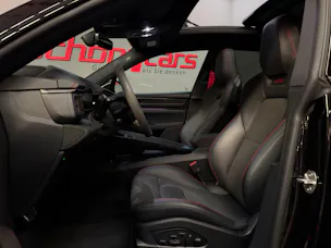 PORSCHE Macan 4 GTS 100kWh
