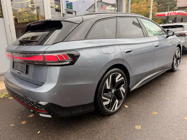 VW ID.7 TOURER GTX 4MOTION *** PANORAMAGLASDACH & ANHÄNGEKUPPLUNG ***