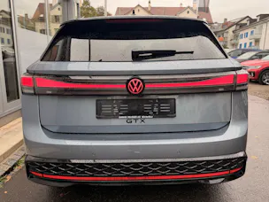 VW ID.7 TOURER GTX 4MOTION *** PANORAMAGLASDACH & ANHÄNGEKUPPLUNG ***