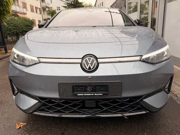 VW ID.7 TOURER GTX 4MOTION *** PANORAMAGLASDACH & ANHÄNGEKUPPLUNG ***
