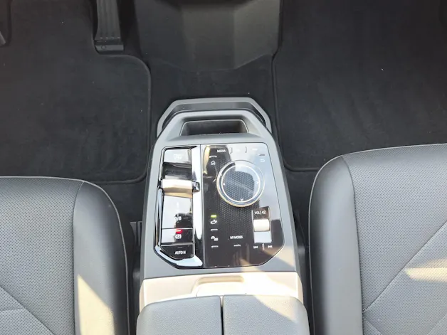 BMW iX xDrive40