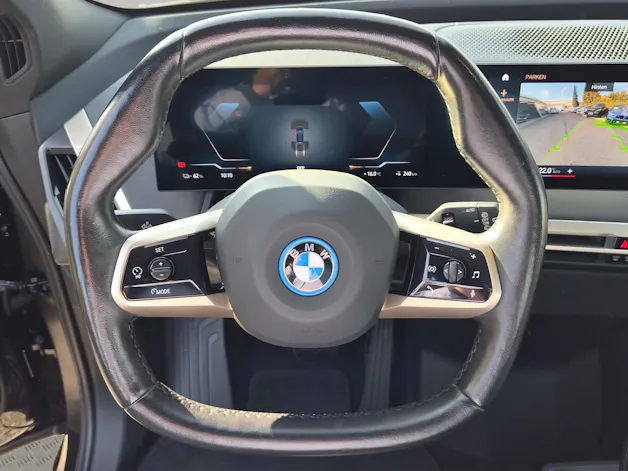 BMW iX xDrive40