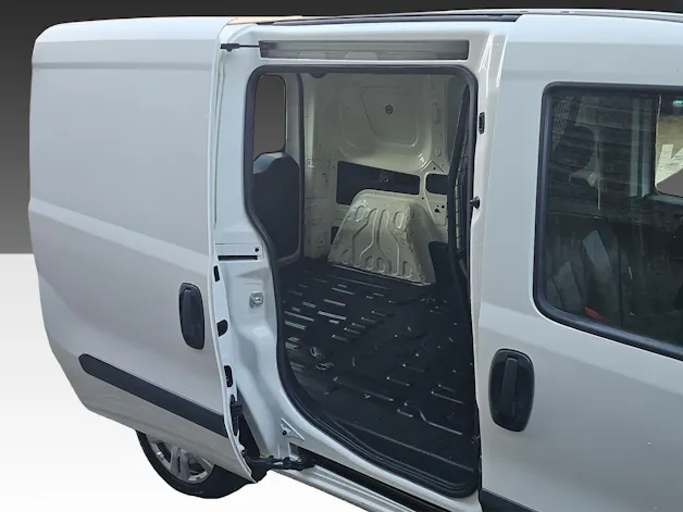 FIAT Doblò 1.3 Multijet Cargo Swiss