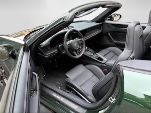 PORSCHE 911 Turbo S Cabriolet PDK