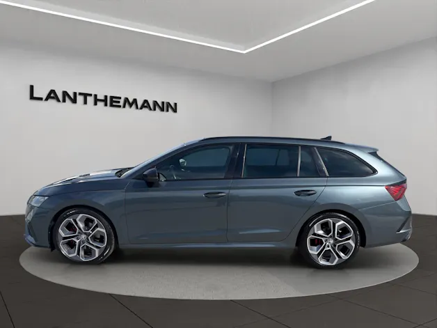 SKODA Octavia Combi 2.0 TDI DSG RS 4x4