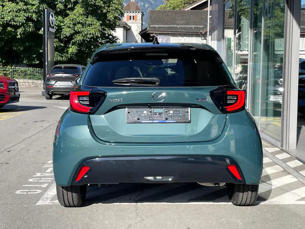 MAZDA 2 Hybrid Homura