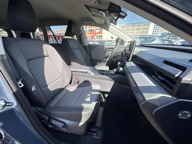 Toyota RAV-4 2.5 HSD Trend e-CVT AWD NEUES MODELL Automat