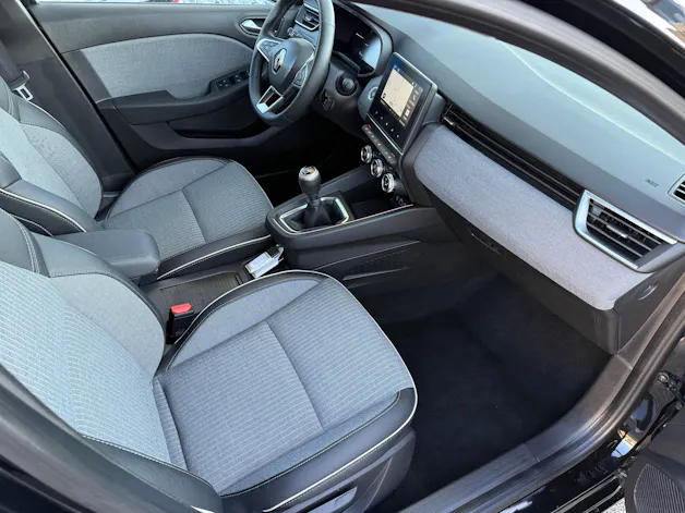 RENAULT Clio 1.0 Techno