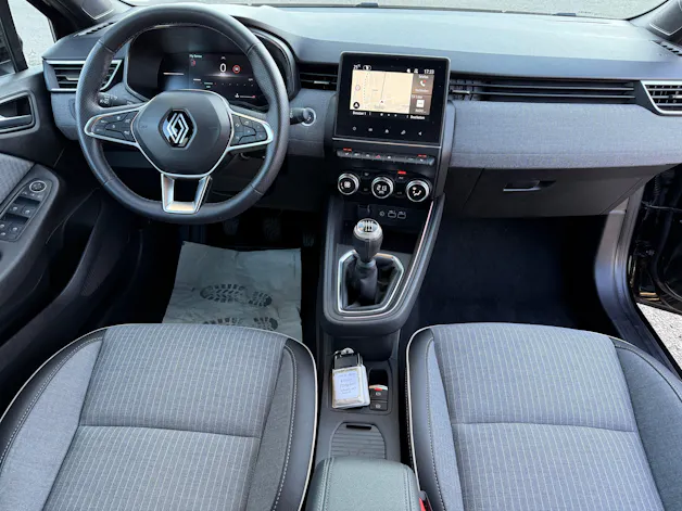RENAULT Clio 1.0 Techno