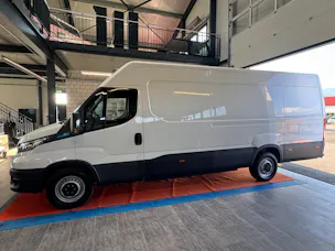 IVECO 35S14EV L3H2
