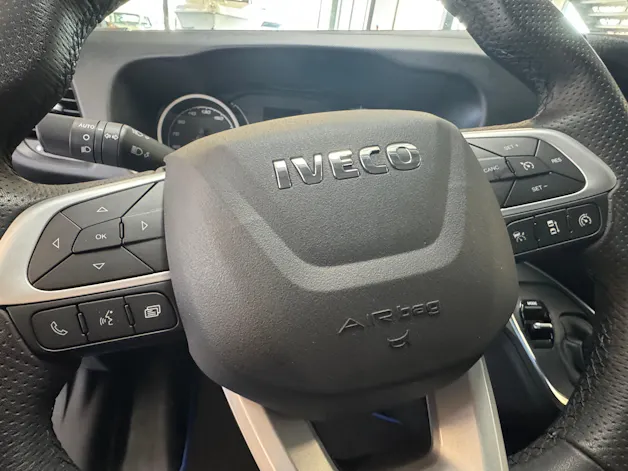 IVECO 35S14EV L3H2