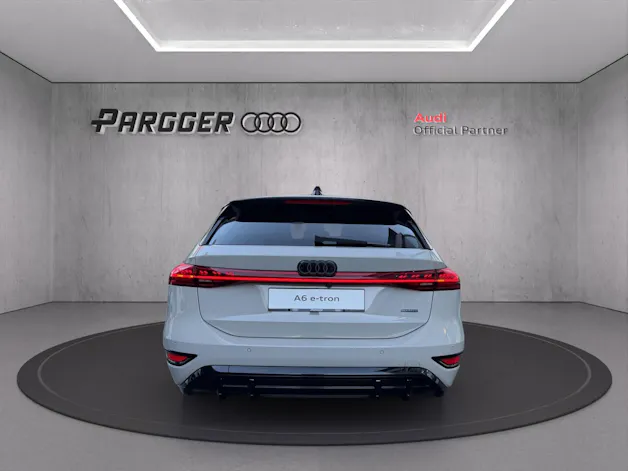 AUDI A6 Avant e-tron quattro