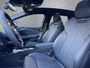 AUDI A6 Avant e-tron quattro