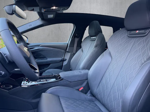 AUDI A6 Avant e-tron quattro