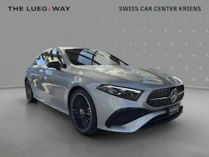 MERCEDES-BENZ A 200 Night Star - AMG / Rückfahrkamera / Sitzmemory / Soundsystem / Panorama-Dach