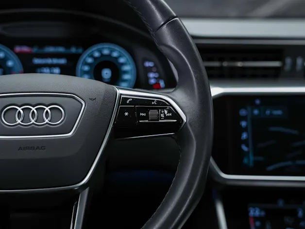 AUDI A6 Avant 45 TFSI Design S-tronic *21" Felgen*LEDER*Sitzlüftung*Assistenzpaket Tour*