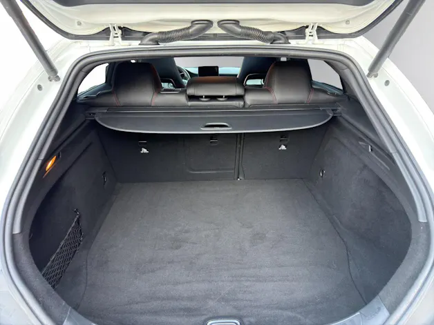 MERCEDES-BENZ CLA Shooting Brake 220 AMG Line 4Matic 7G-DCT