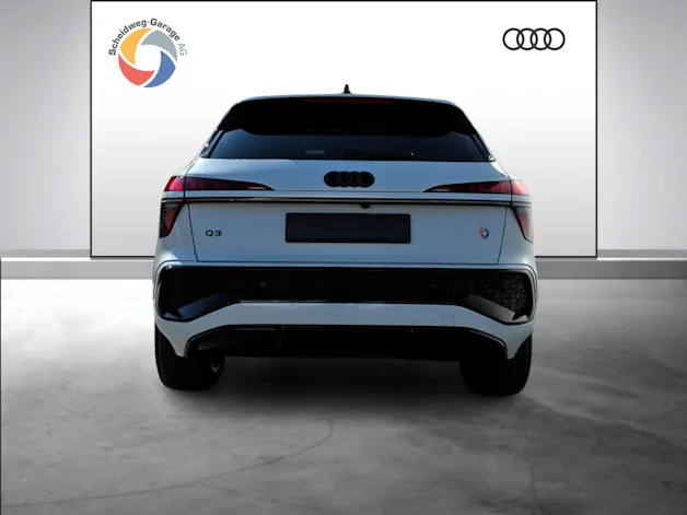 AUDI Q3 SUV e-hybrid 200 kW S tronig