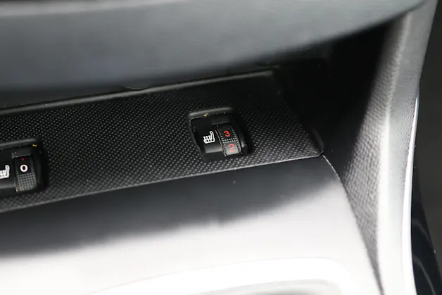 PEUGEOT 308 1.6 THP GT * PANORAMA * LEDERSITZE ELEKTRISCH * MASSAGEFUNKTION * DENON HiFi *