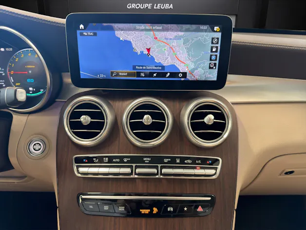 MERCEDES-BENZ GLC 300 e 4Matic
