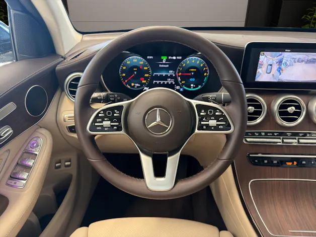 MERCEDES-BENZ GLC 300 e 4Matic