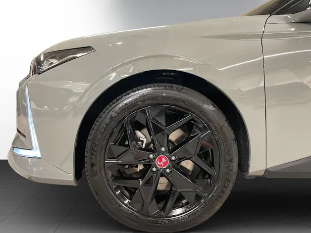 DS AUTOMOBILES DS 4 1.6 E-Tense Performance Line+
