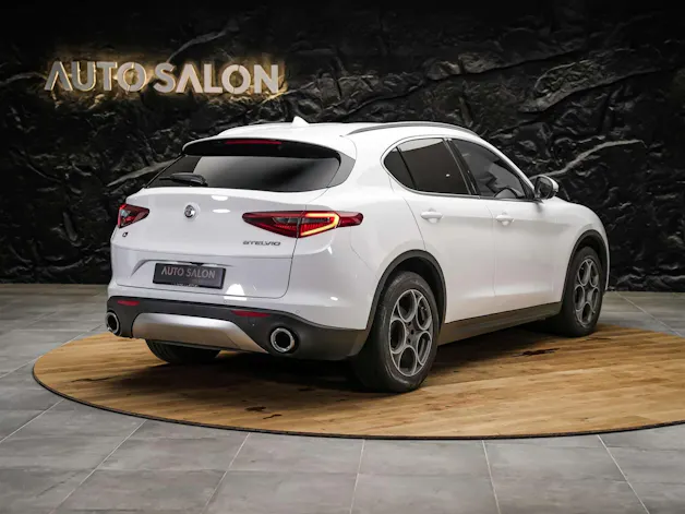 ALFA ROMEO Stelvio 2.0 Super Q4 Automatic *CH Fahrzeug*Lenkradheizung*